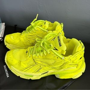Balenciaga Runner Sneaker Fluo Yellow Volt Green size 9